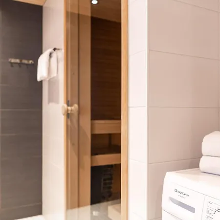 Apartman 1br With Private Sauna And Balcony *